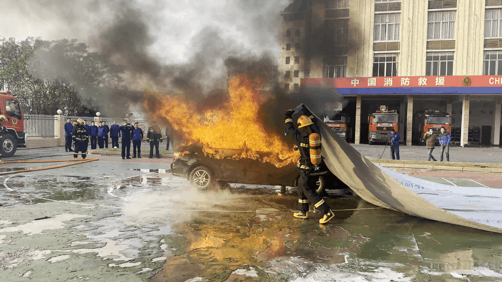 car fire blanket protects your safety